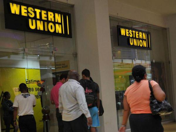 Western Union considera pagar en USD las remesas enviadas a Cuba
