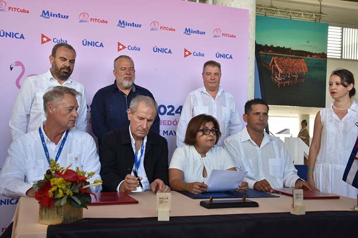 FITCuba 2024: Gran Caribe y Cubanacán S.A. sellan contratos de administración con Meliá Hotels International y Muthu