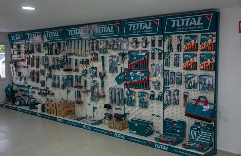 Inauguran primera tienda exclusiva para tabacaleros en Pinar del Río