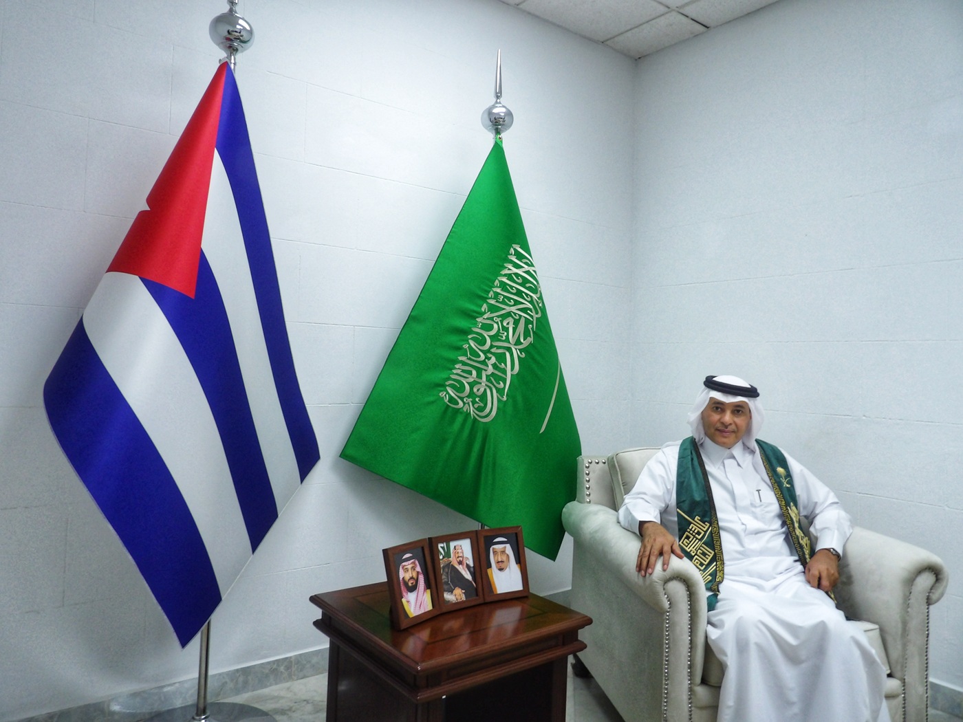 Su Excelencia Dr. Waleed Abdulrahman Alhamoudi, Embajador del Reino de Arabia Saudita en la República de Cuba