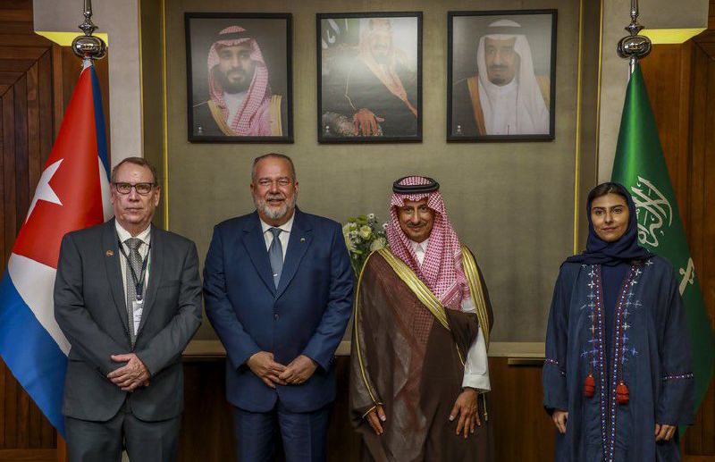 Cuba y Arabia Saudita firman memorando para desarrollo turístico