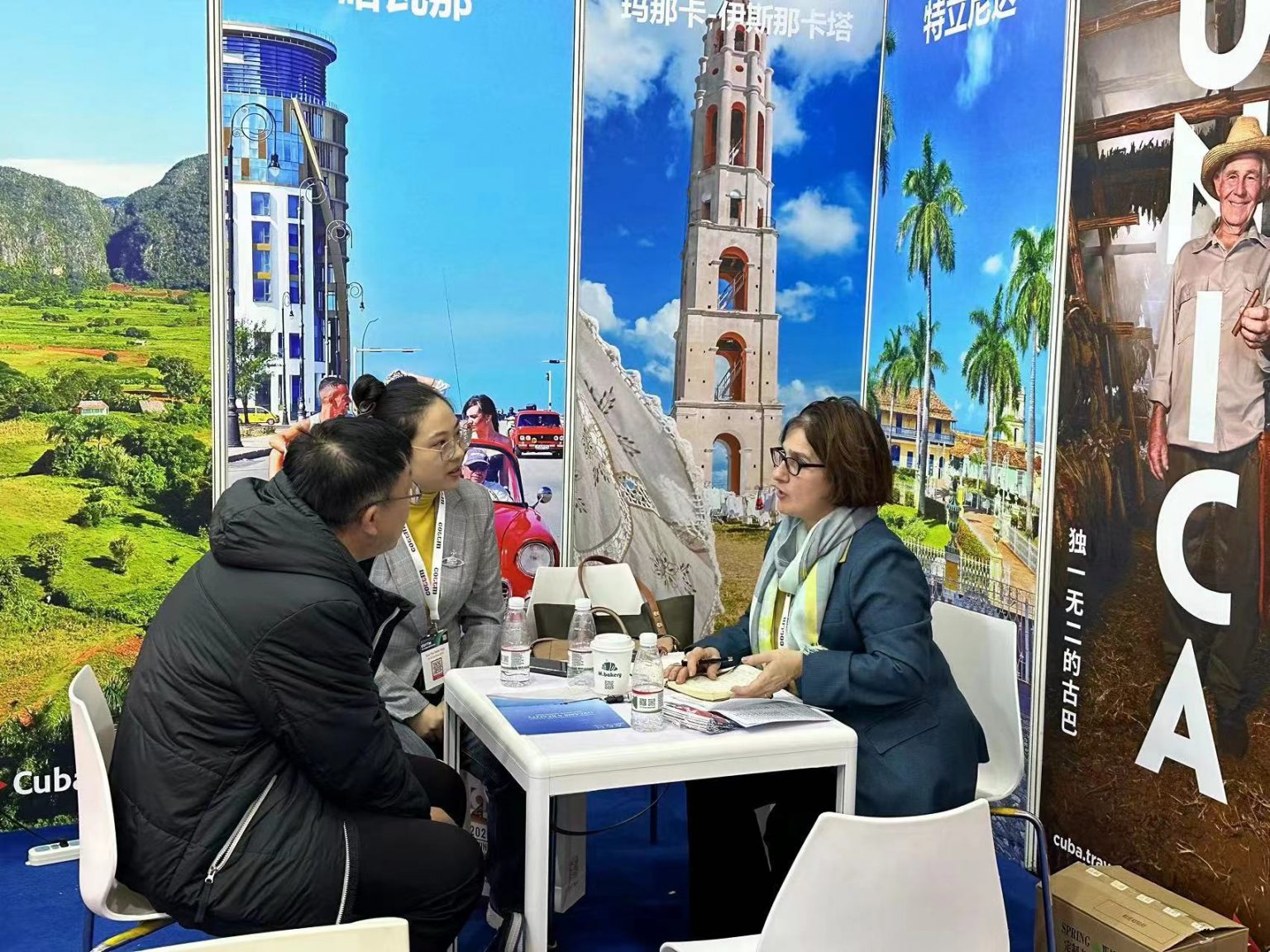 Cuba se presenta como un destino seguro y natural en la principal feria de turismo de China
