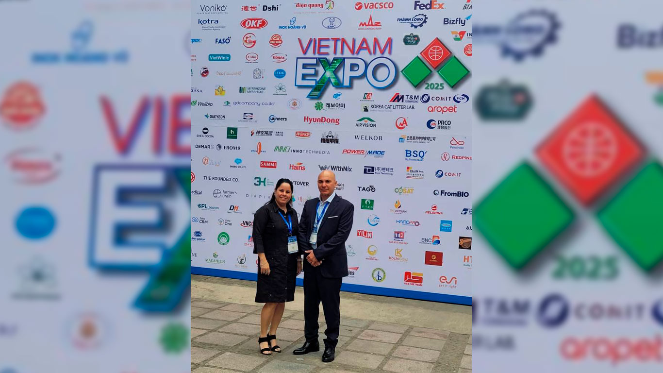 Cuba Ron S.A. despliega su esencia caribeña en Vietnam Expo 2025