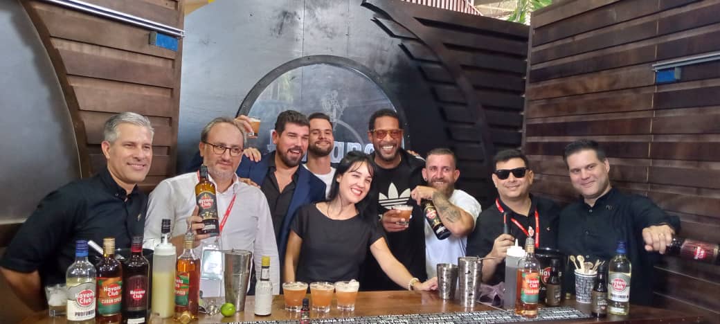 Havana Club evoca tradiciones cubanas en Fihav 2024