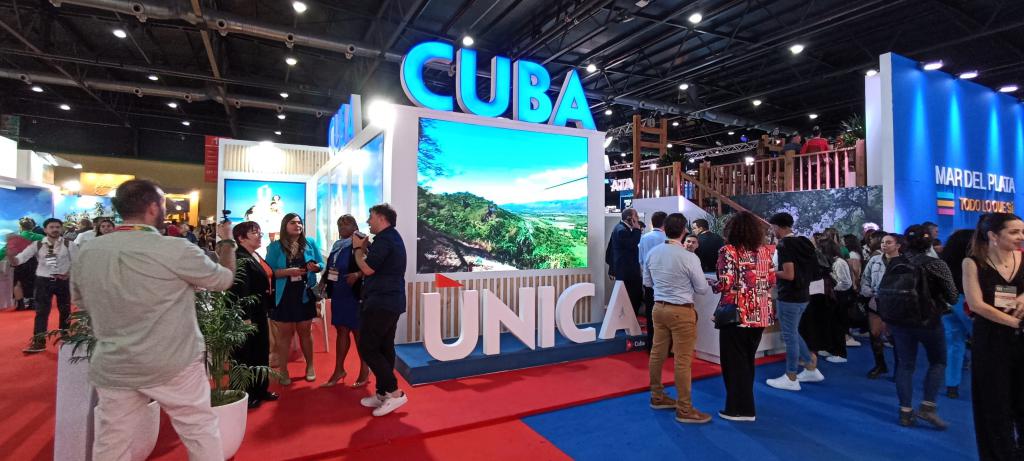 Nuevas propuestas y amplia presencia de Cuba en Feria Internacional de Turismo en Argentina