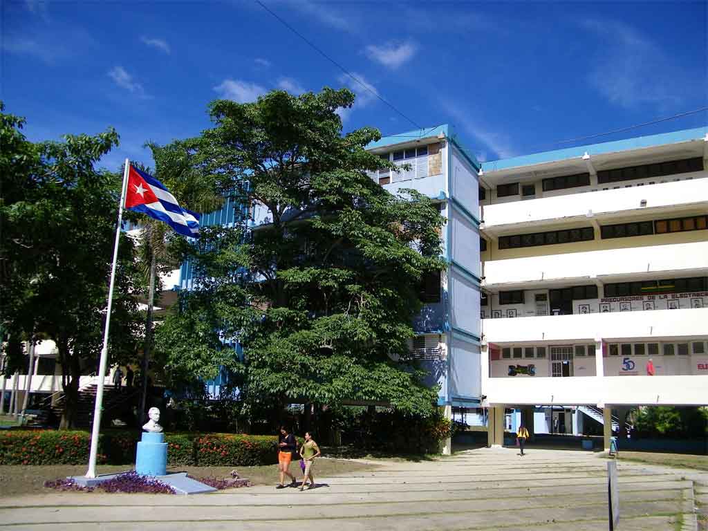 La Universidad de Camagüey y su apuesta por el turismo en Cuba