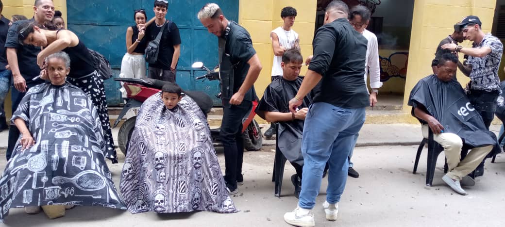 ArteCorte inaugura nueva sede en honor al día del peluquero y barbero en Cuba