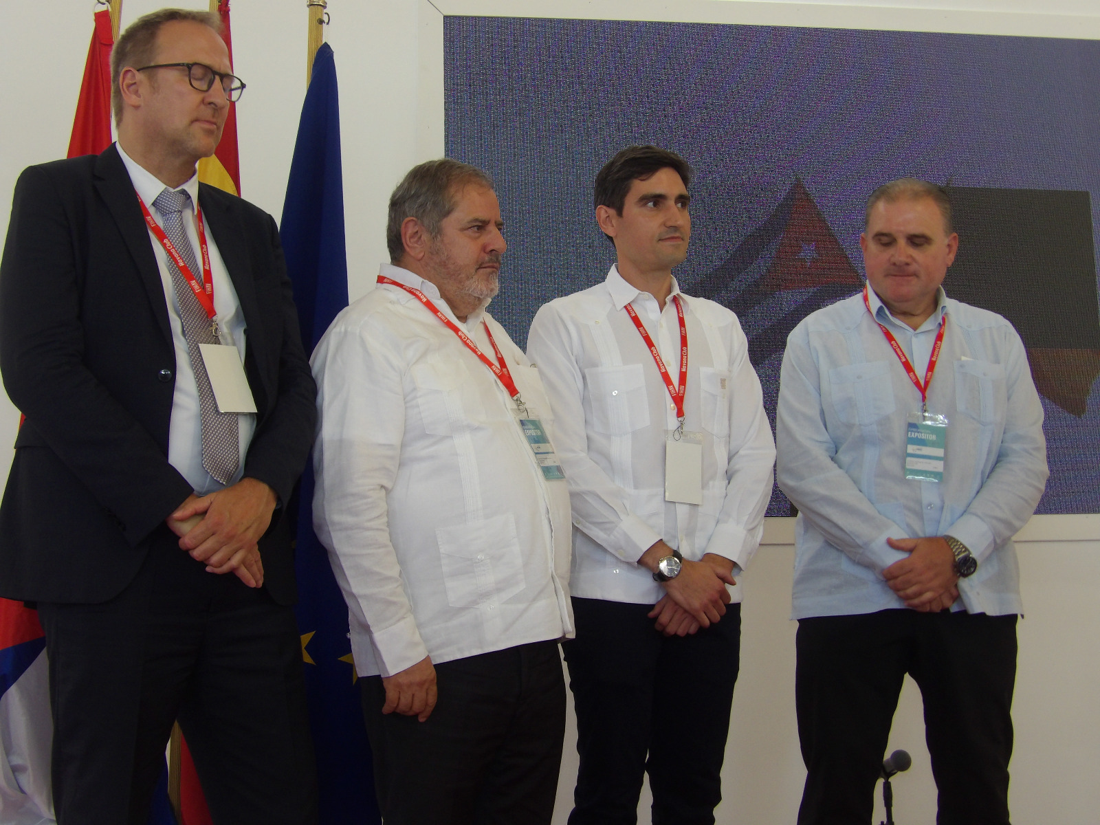 España inaugura sus pabellones en FIHAV 2025 