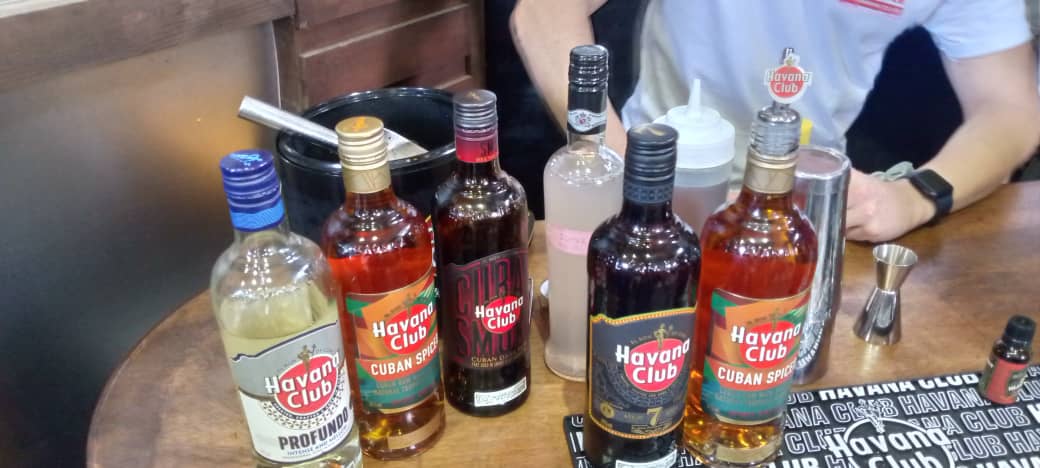 Havana Club evoca tradiciones cubanas en Fihav 2024