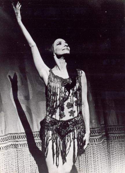 Carmen de Alberto Alonso por el Ballet Nacional de Cuba con Alicia Alonso en el rol central