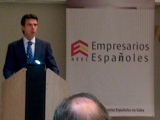 Ministro de Industria, Energía y Turismo de España, José Manuel Soria. Foto: José Carlos de Santiago Ministro de Industria, Energía y Turismo de España llegó a Cuba para vigorizar comercio e inversiones