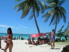 Más cubanos disfrutan de instalaciones turísticas cada año
