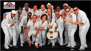 46 años bailando con los Van Van