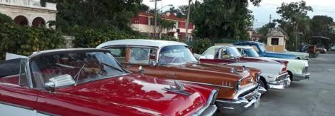 Autos antiguos en Santiago de Cuba: Un viaje a través del tiempo  