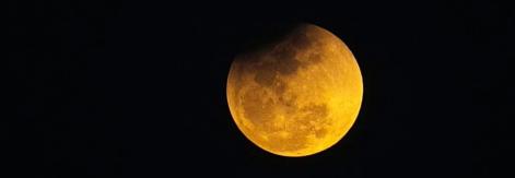 Eclipse lunar