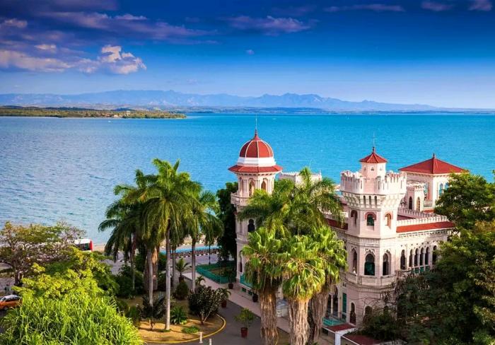 Cienfuegos impulsa la modernización turística y la sostenibilidad energética con nuevas inversiones para 2026