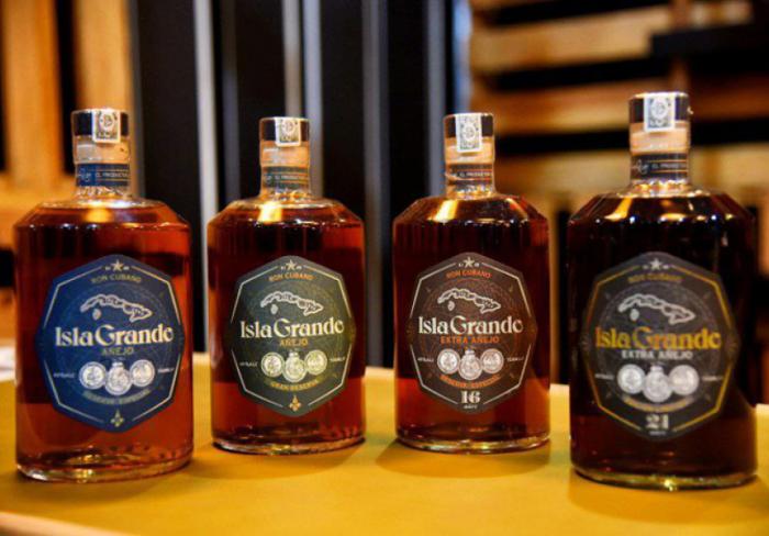 Ocho marcas de ron cubano reciben Marca País