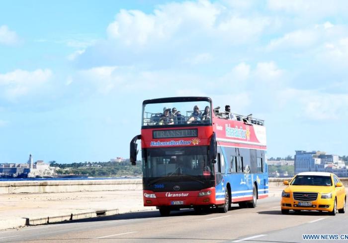 Turistas en Cuba