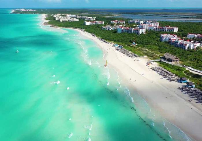 Cena de gala en Cayo Santa María por San Valentín