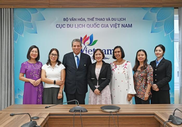 Vietnam y Cuba refuerzan alianza turística estratégica