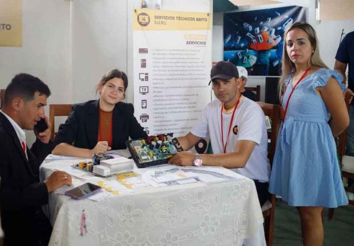 Feria Expocam 2024 impulsa el sector privado en Cuba
