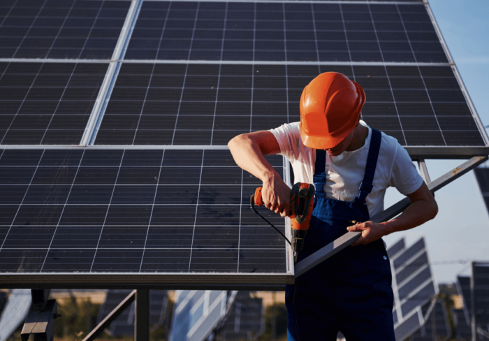 Cuba elimina impuestos para impulsar energía renovable