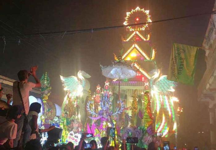 Guayos celebra el centenario de sus parrandas