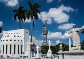 Art Decó en el Cementerio de Colón