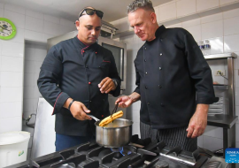 Cocina china llega a Cuba