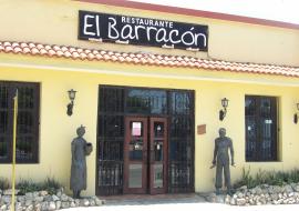 El Barracón: una fusión de culturas y sabores en Santiago de Cuba