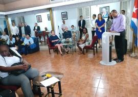 Panamá y Cuba fortalecen relaciones comerciales