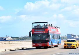 Turistas en Cuba