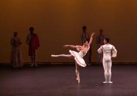 El Ballet Nacional de Cuba deslumbró en Melilla con una variada puesta en escena de Don Quijote