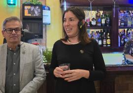 Juan Jesús Machín González, presidente de la Asociación Cubana de Sommeliers, y Lilian Miguez, especialista de Marketing de Havana Club International S.A.