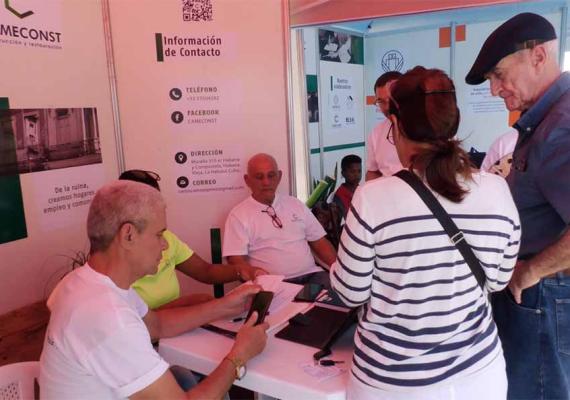 Feria de Desarrollo Local impulsa energías renovables en La Habana Vieja