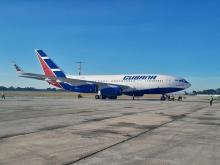 Cuba recibe avión IL96300 reparado en Rusia para ampliar su flota aérea