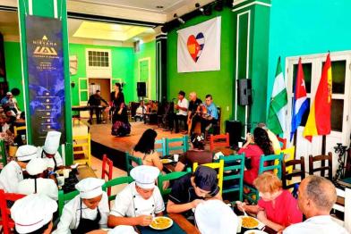 Centro Andaluz celebra jornada en La Habana dedicada a la paella