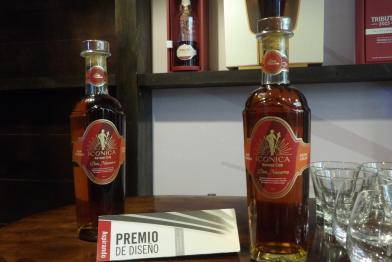 Don Navarro vive en cada nota, en cada trago, en el alma del ron cubano