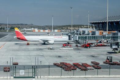 Iberia prolonga suspensión de vuelos a Cuba hasta junio de 2027