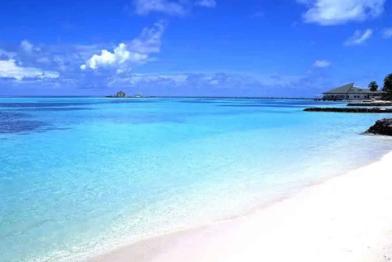 Cuba desarrolla modelo de turismo azul resiliente