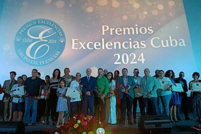 Entregan los Premios Excelencias Cuba 2024