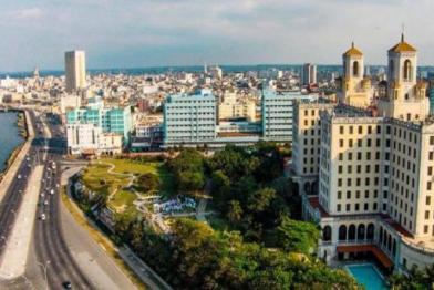Llegadas de viajeros internacionales a Cuba caen en mayo